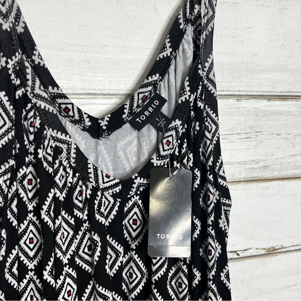 Torrid Black White Geometric Tank Romper Size 1 - Picture 4 of 5